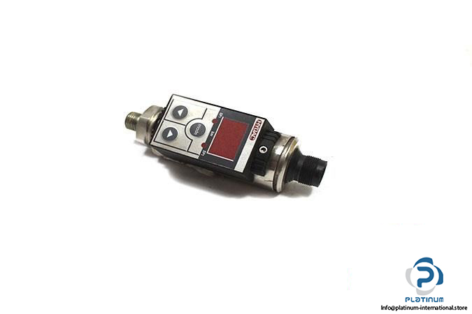 HYDAC-EDS-344-3-400-000-906451-PRESSURE-SWITCH_675x450.jpg
