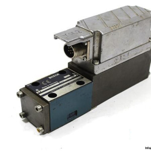 Bosch 0 811 404 600 4/4 Servo Solenoid Valve