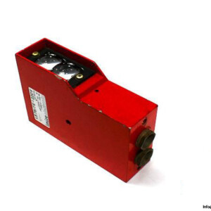 LEUZE-LS-787E-220V-THROUGH-BEAM-PHOTOELECTRIC-SENSOR-RECEIVER_675x450.jpg