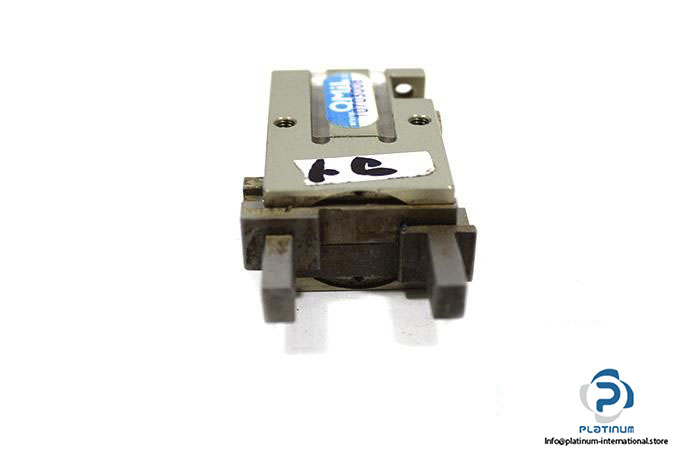 OMIL-PEP-16-2-FINGER-PARALLEL-GRIPPER-PNEUMATIC4_675x450.jpg