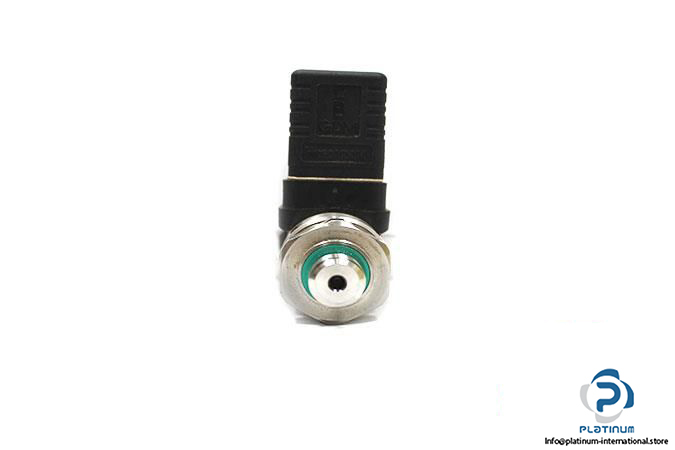 HYDAC-EDS-505-400-4-0-000-907960-PRESSURE-SWITCH4_675x450.jpg