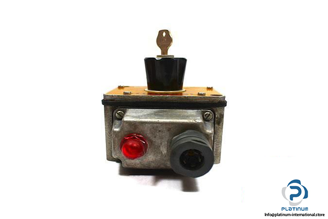 REXROTH-HED-2-OA-22400-ZL24-PRESSURE-SWITCH4_675x450.jpg