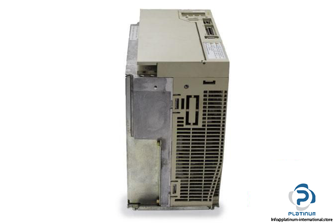 YASKAWA-SGDH-50DE-SERVOPACK6_675x450.jpg