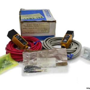 OMRON-E3S-5B41-PHOTOELECTRIC-SWITCH-SENSOR_675x450.jpg