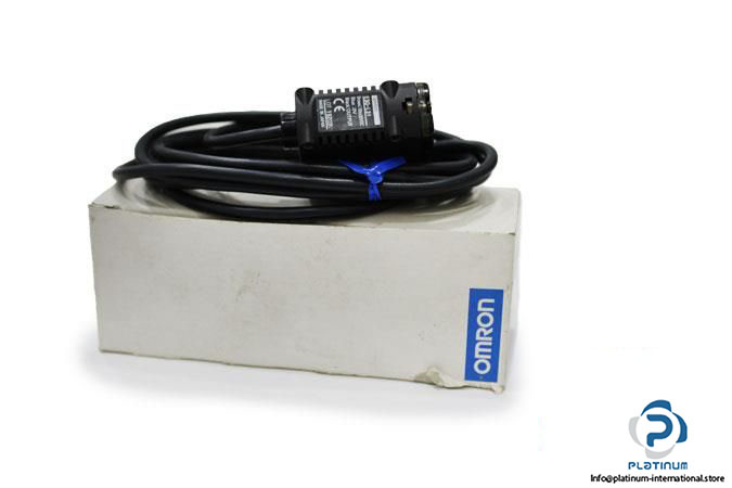 OMRON-E3G-L31-PHOTOELECTRIC-SWITCH-SENSOR_675x450.jpg