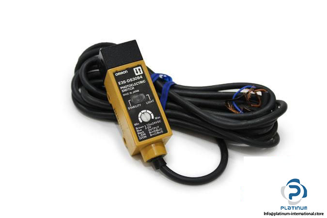 OMRON-E3S-DS30B4-PHOTOELECTRIC-SWITCH-SENSOR_675x450.jpg