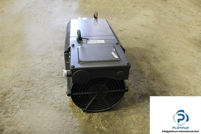SIEMENS-1PH7135-2HF00-0BA3-ASYNCHRONOUS-INDUCTION-MOTOR4_675x450.jpg