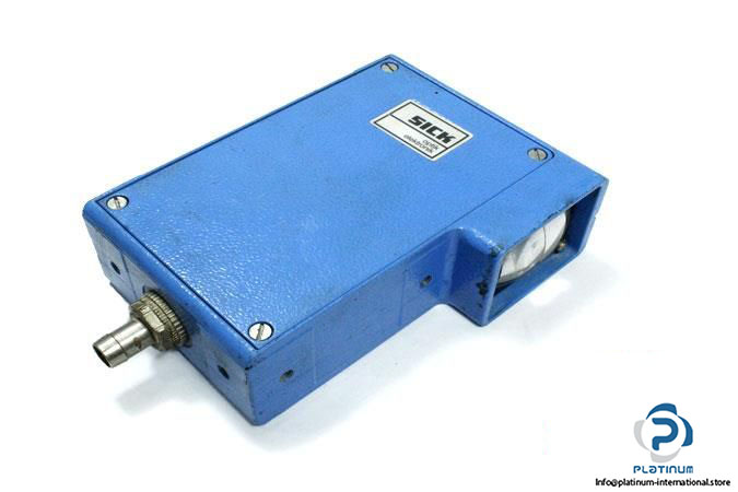 SICK-WL25-823-PHOTOELECTRIC-RETRO-REFLECTIVE-SENSOR-3_675x450.jpg