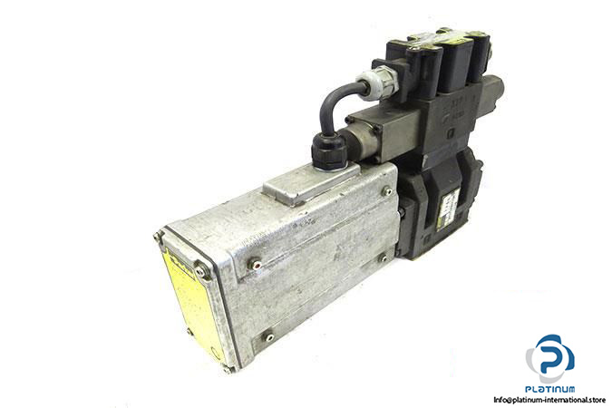 PARKER-D31FHB31C4NB-HYDRAULIC-SERVO-VALVE4_675x450.jpg