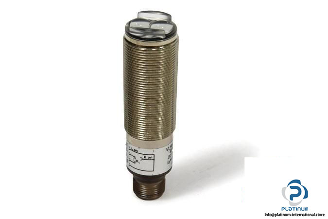 SICK-VL18-4P3240-PHOTOELECTRIC-RETRO-REFLECTIVE-SENSOR4_675x450.jpg