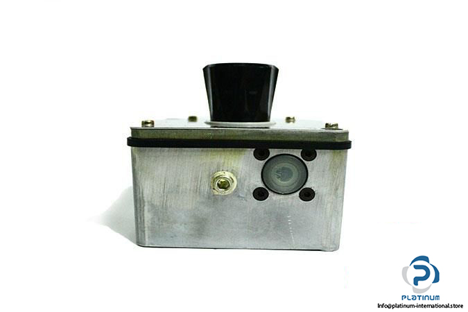 REXROTH-HED-2-OA-24400-PRESSUER-SWITCH5_675x450.jpg