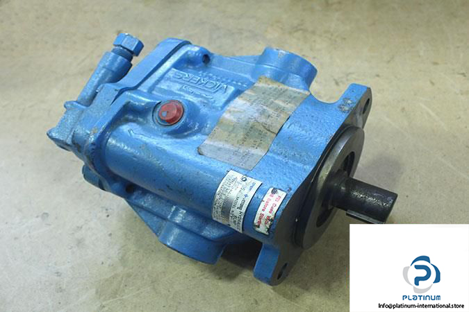 VICKERS-PVB29-LS-20-C-11-AXIAL-PISTON-PUMP-VARIABLE-DISPLACEMENT_675x450.jpg