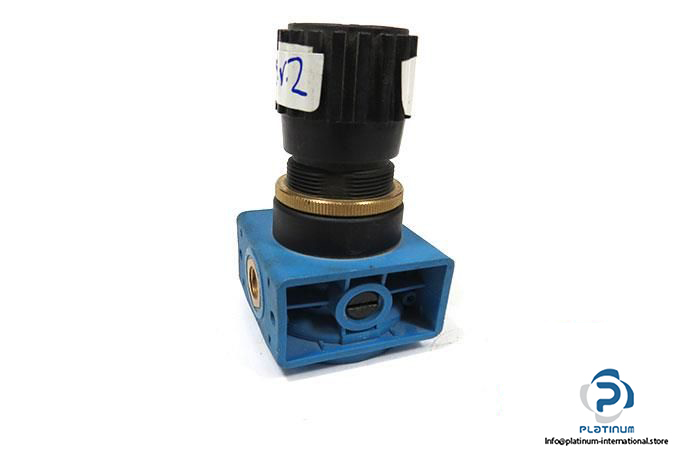 FESTO-150046-PNEUMATIC-PRESSURE-REGULATOR_675x450.jpg