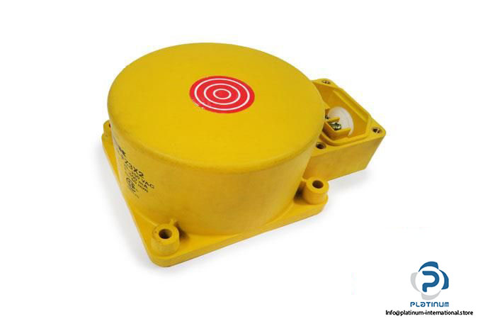 TURCK-NI60-K90SR-FZ3X2-INDUCTIVE-SENSOR_675x450.jpg