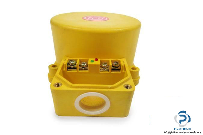 TURCK-NI60-K90SR-FZ3X2-INDUCTIVE-SENSOR3_675x450.jpg