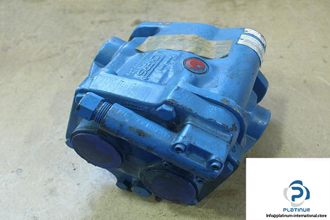 VICKERS-PVB29-LS-20-C-11-AXIAL-PISTON-PUMP-VARIABLE-DISPLACEMENT4_675x450.jpg