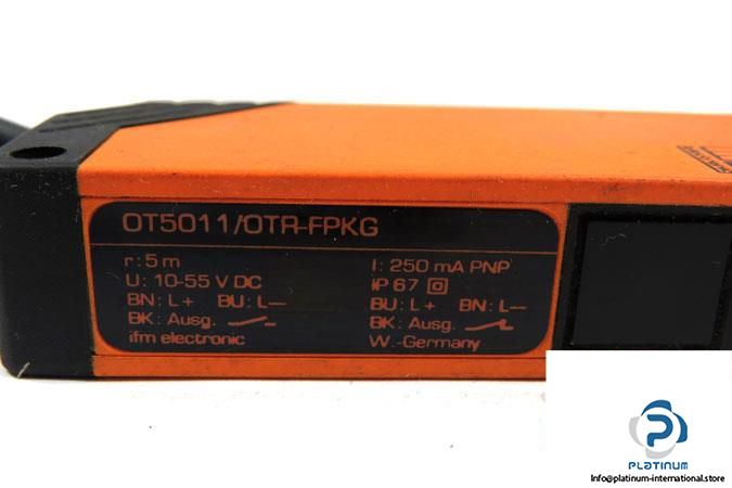 IFM-OT5011-PHOTOELECTRIC-RETRO-REFLECTIVE-SENSOR5_675x450.jpg