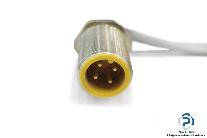 TURCK-NI1-Q65-AP6-0210-FSF44S304-INDUCTIVE-SENSOR6_675x450.jpg