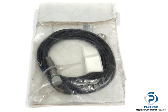 BALLUFF-BES-516-300-S240-D-PU-03-INDUCTIVE-SENSOR_675x450.jpg