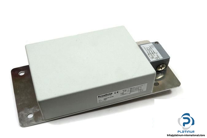 PROXITRON-IKUR-215T38-MG-INDUCTIVE-PROXIMITY-SWITCH_675x450.jpg