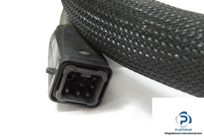 NORDSON-272839-HOT-MELT-HOSE3_675x450.jpg