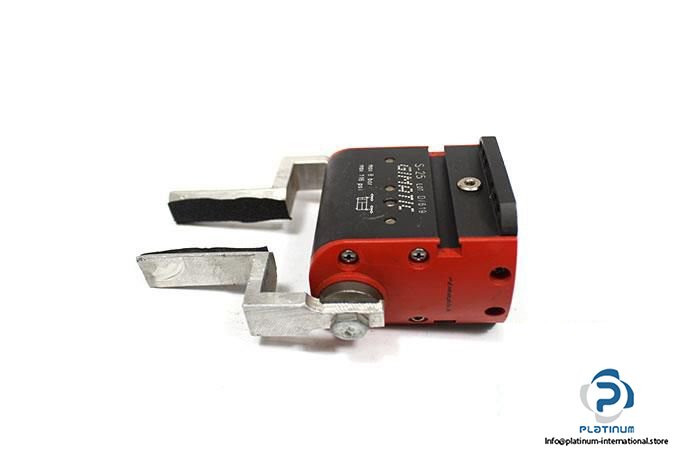 GIMATIC-S-25-PARALLEL-GRIPPER-ACTUATOR4_675x450.jpg