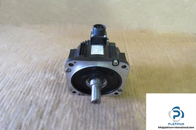YASKAWA-SGMGV-09ADC61-AC-SERVO-MOTOR4_675x450.jpg