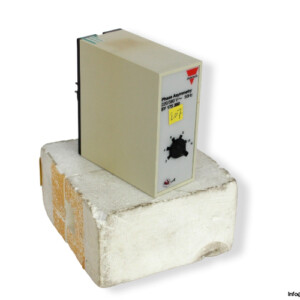 carlo-gavazzi-SY-175-380-time-delay-relay