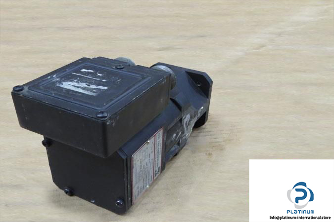 ABB-861130066002WE1E-DC-SERVO-MOTOR3_675x450.jpg