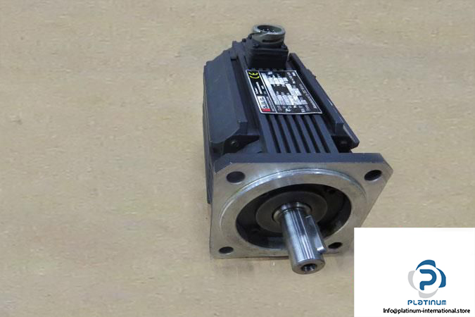 SBC-MB-105-30-04-SERVO-MOTOR4_675x450.jpg