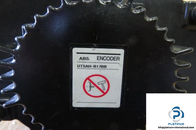 YASKAWA-SGMGH-44D2A6F-OY-AC-SERVO-MOTOR5_675x450.jpg