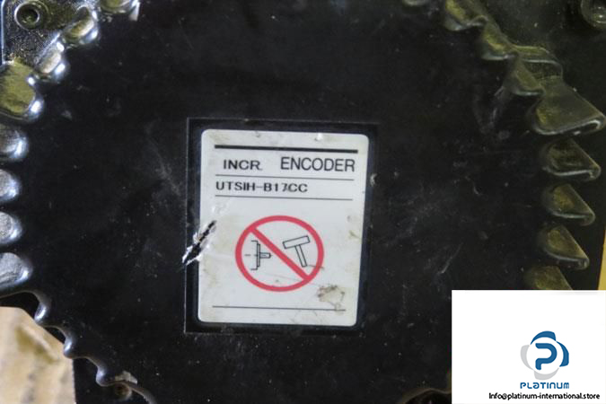 YASKAWA-SGMGH-13DCA2F-AC-SERVO-MOTOR5_675x450.jpg