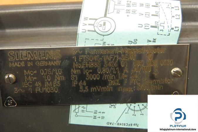SIEMENS-1FT5042-1AF71-3EA0-AC-SERVO-MOTOR5_675x450.jpg