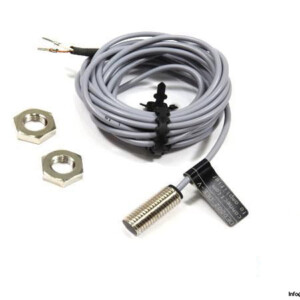IFM-OE0002-THROUGH-BEAM-PHOTOELECTRIC-SENSOR-_675x450.jpg