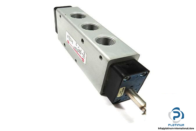 NORGREN-V63D511A-A2-52-SOLENOID-CONTROL-VALVE4_675x450.jpg