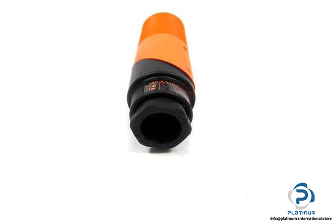 IFM-OI5001-PHOTOELECTRIC-RETRO-REFLECTIVE-SENSOR-5_675x450.jpg