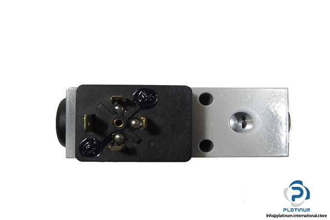FESTO-150261-VACUUM-SWITCH4_675x450.jpg