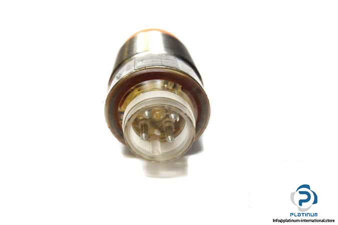 IFM-IIA3015-LBPOGBS-301-APS-INDUCTIVE-SENSOR5_675x450.jpg