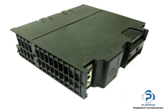 SIEMENS-6ES7-374-2XH01-0AA0-SIMULATOR-MODULE5_675x450.jpg
