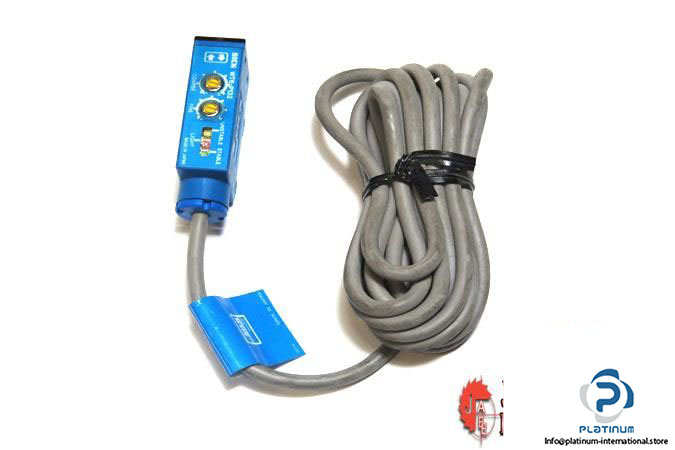SICK-WT6-P132-PHOTOELECTRIC-PROXIMITY-SWITCH_675x450.jpg