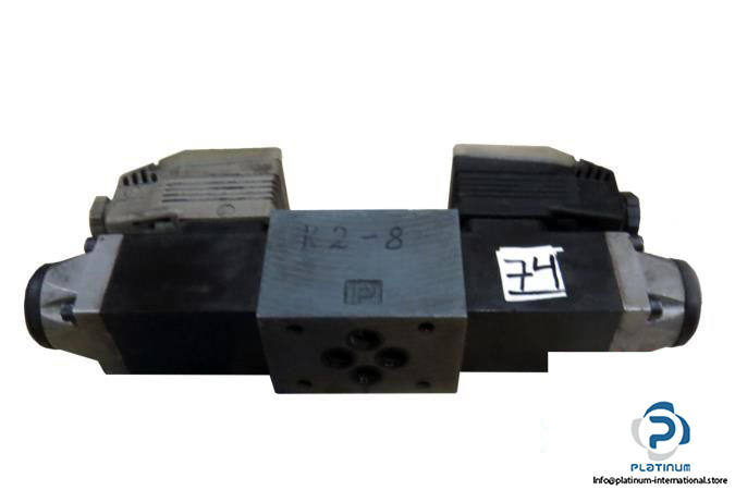 REXROTH-4WE-6-D52OFAG24NZ5L-DIRECTIONAL-CONTROL-VALVE_675x450.jpg