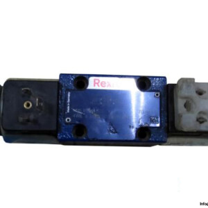 REXROTH-R900953572-DIRECTIONAL-CONTROL-VALVE_675x450.jpg