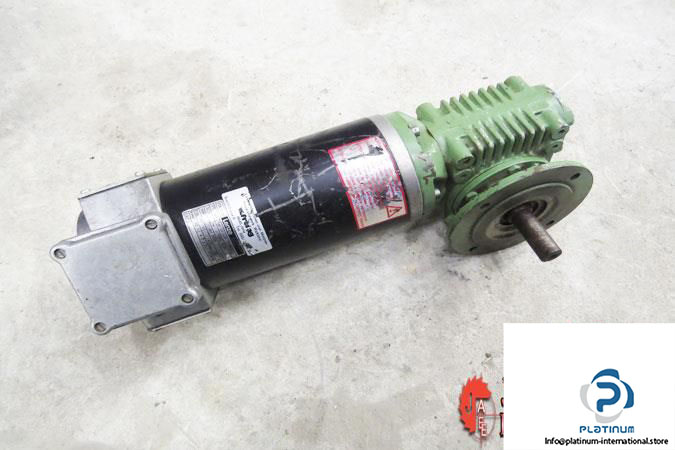 LENZE-1312075020-SERVO-MOTOR-WITH-GEAR_675x450.jpg