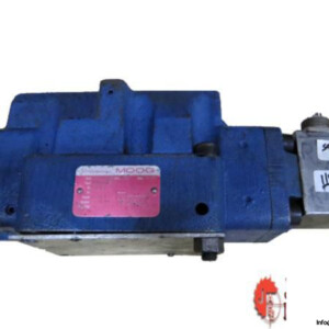 MOOG-D663-3901E-SERVO-CONTROL-VALVE_675x450