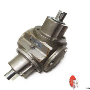 VON-RUDEN-983468-BEVEL-GEAR-BOX_675x450.jpg
