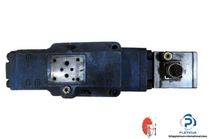 MOOG-D663-3901E-SERVO-CONTROL-VALVE4_675x450.jpg