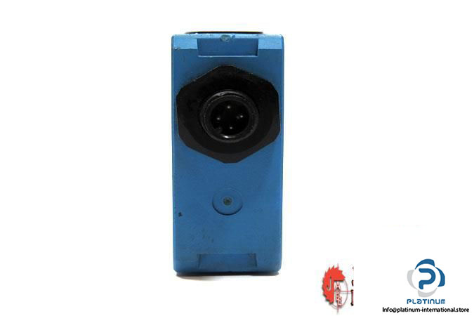 SICK-WS260-G430-THROUGH-BEAM-PHOTOELECTRIC-SENSOR5_675x450.jpg