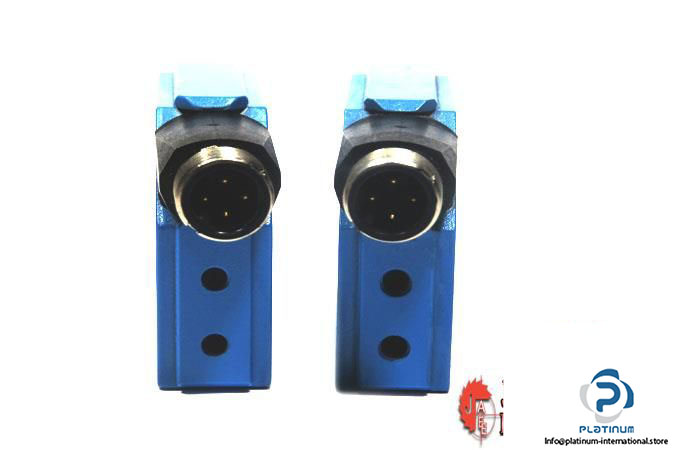 SICK-WSWE12-2P430-THROUGH-BEAM-PHOTOELECTRIC-SENSOR5_675x450.jpg