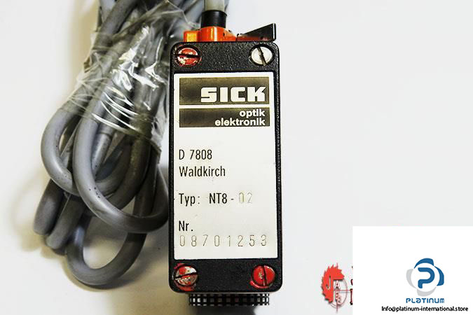 SICK-NT8-02-PHOTOELECTRIC-REGISTRATION-CONTROL-SCANNER6_675x450.jpg