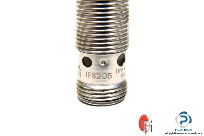 IFM-IFS205-INDUCTIVE-SENSOR7_675x450.jpg